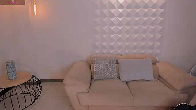 MariaHerrera  online show from 15, 10, 2025