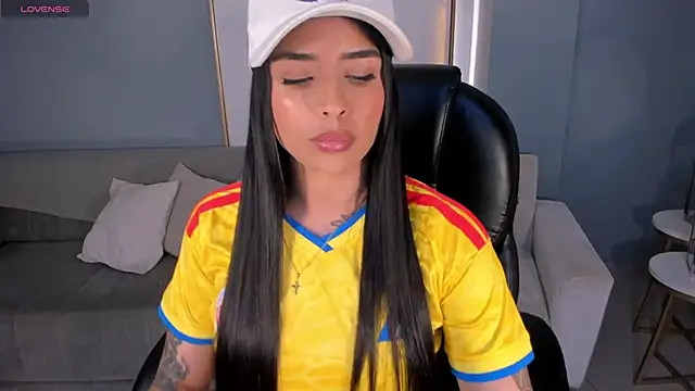 Snapshot of MariaHerrera_ chatting on 28, 6, 2026 MariaHerrera online show from 28, 6, 2026