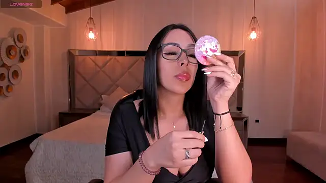 KatieStonne online show from 30, 9, 2025