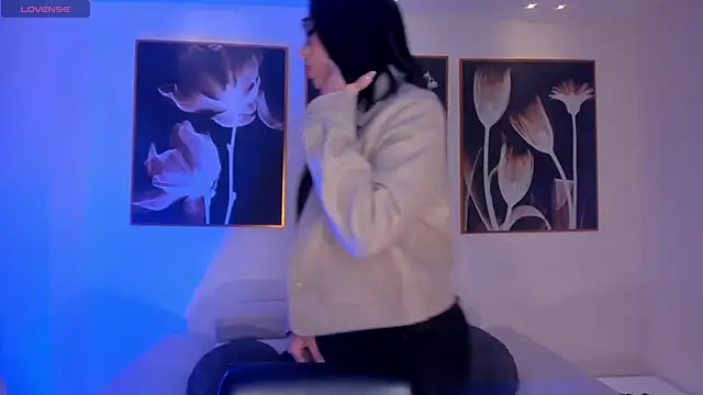 Snapshot of KatieStonne chatting on 17, 1, 2026 KatieStonne online show from 17, 1, 2026