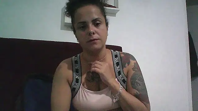 Hotbucet online show from 19, 12, 2025