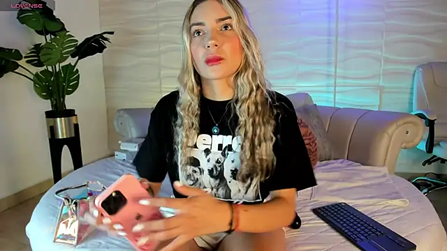 mariablonde  online show from 1, 10, 2025