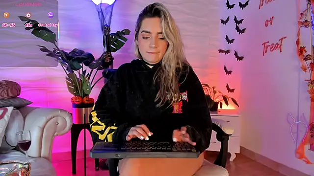 mariablonde  online show from 13, 10, 2025