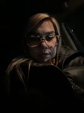 LolaBeretta online show from 7, 12, 2024