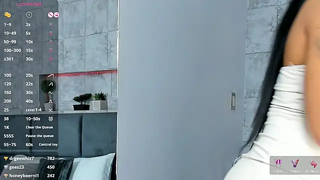 Snapshot of Salome_Diaz_ chatting on 25, 2, 2025 Salome Diaz online show from 25, 2, 2025