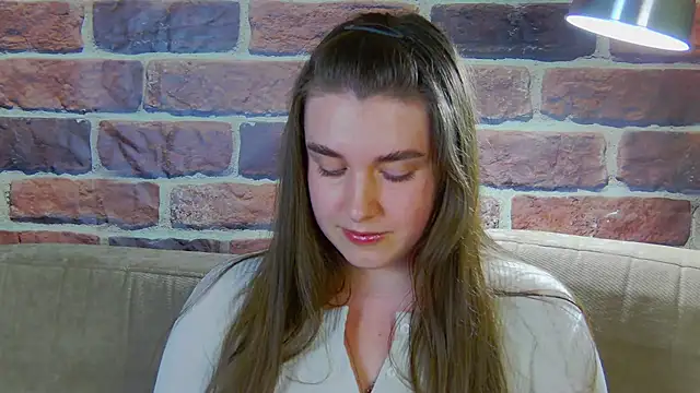 Sofia Hugs online show from 19, 4, 2026