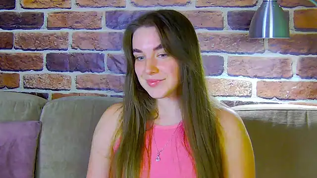 Sofia Hugs online show from 6, 6, 2026