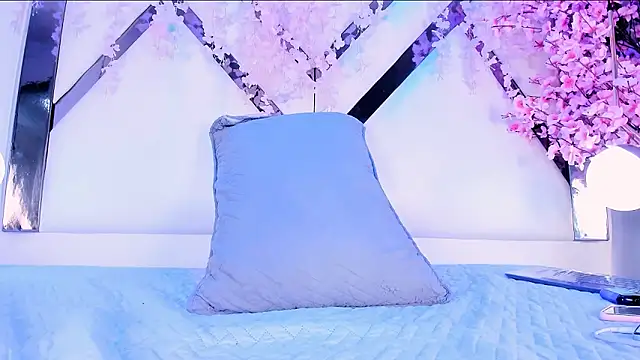 Michellespencer online show from 17, 4, 2026