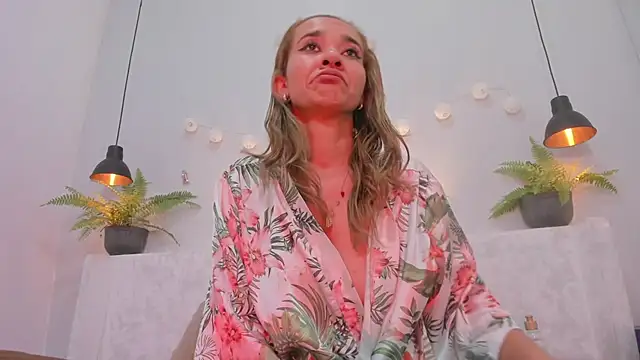 penelope handaos online show from 2, 3, 2025