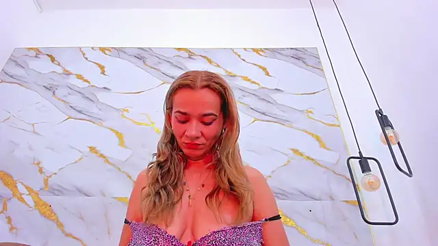 penelope handaos online show from 28, 2, 2025