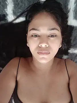 Snapshot of azzahara069 chatting on 29, 5, 2026 azzahara069 online show from 29, 5, 2026