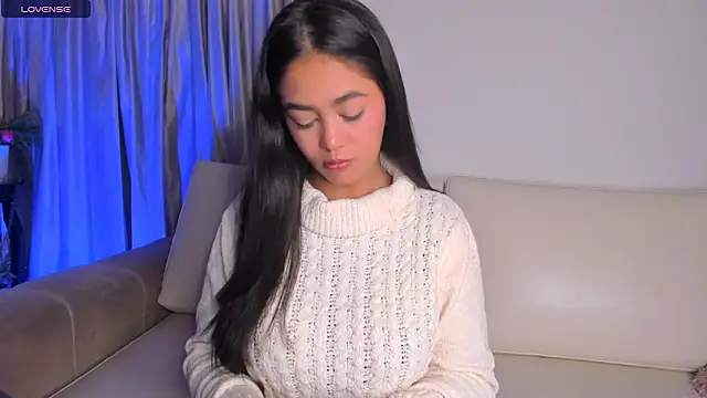 azzahara069 online show from 9, 10, 2025