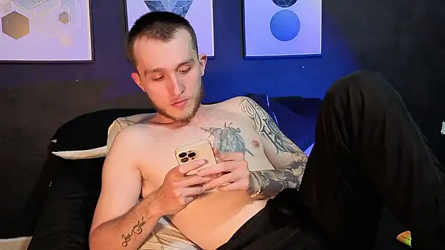 Dylanwhite23  online show from 13, 3, 2026