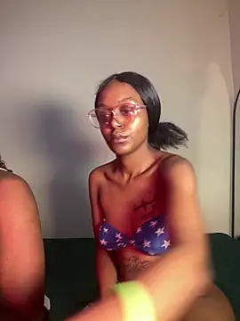 naughtybitches5 online show from 13, 5, 2026