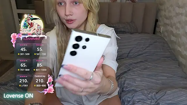 GoodGirl0024 online show from 6, 2, 2025