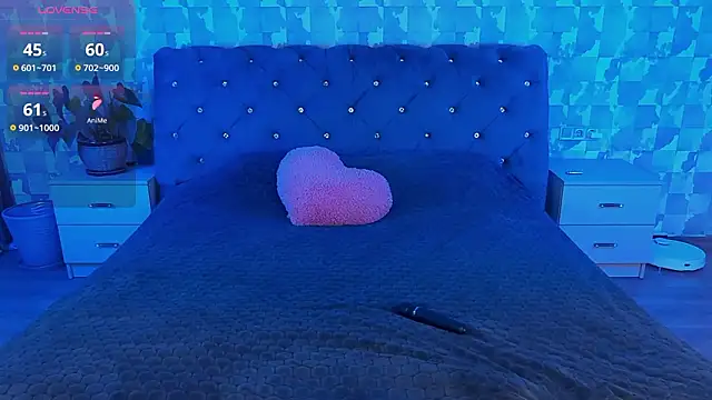 SuzannaWild online show from 8, 2, 2026