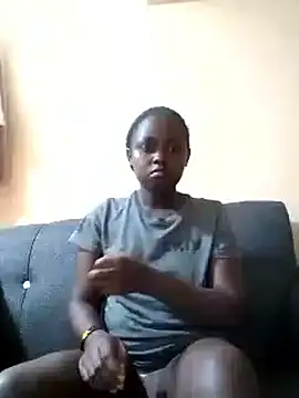 Sweetcecie01 online show from 12, 11, 2025