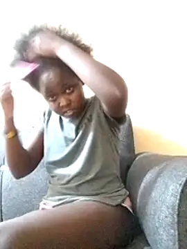 Sweetcecie01 online show from 21, 11, 2025