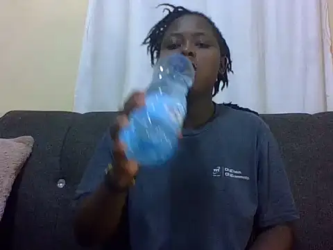 Sweetcecie01 online show from 13, 3, 2026