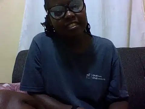Sweetcecie01 online show from 14, 5, 2026