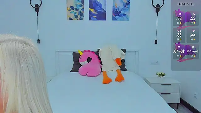 Snapshot of Miya_Kisss chatting on 18, 11, 2025 Miya Kisss online show from 18, 11, 2025