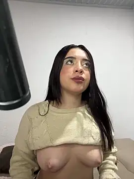 Adara Gomez online show from 13, 2, 2025