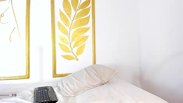 Juliette  3 online show from 16, 9, 2025