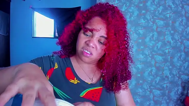 Snapshot of AngelaCoffee chatting on 1, 2, 2026 AngelaCoffee online show from 1, 2, 2026