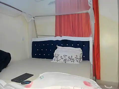 Snapshot of Curvy_Latoya chatting on 26, 2, 2025 Curvy Latoya online show from 26, 2, 2025