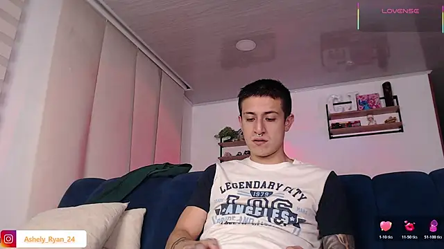 Snapshot of ashely_ryan24 chatting on 19, 7, 2026 ashely ryan24 online show from 19, 7, 2026