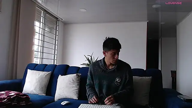 ashely ryan24 online show from 11, 3, 2025