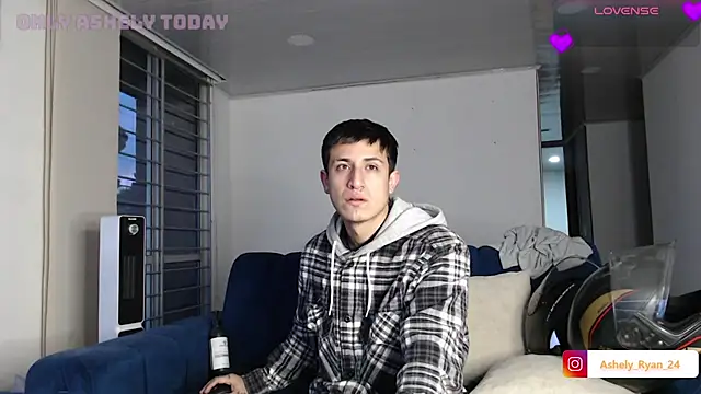 ashely ryan24 online show from 11, 11, 2025