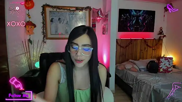 LauGrayJ online show from 18, 3, 2025