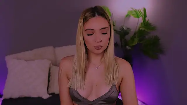 Snapshot of Jessielle chatting on 27, 11, 2025 Jessielle online show from 27, 11, 2025