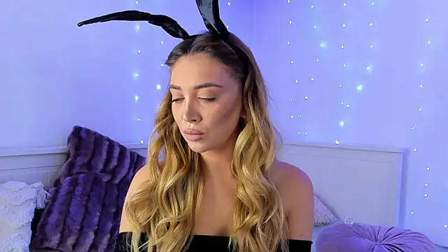 Snapshot of Jessielle chatting on 19, 12, 2024 Jessielle online show from 19, 12, 2024