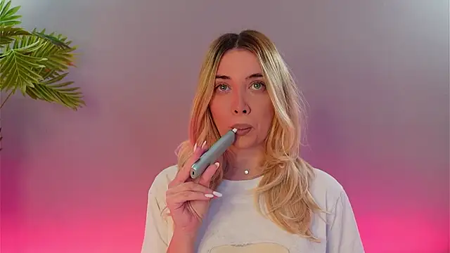 Snapshot of Jessielle chatting on 18, 1, 2026 Jessielle online show from 18, 1, 2026