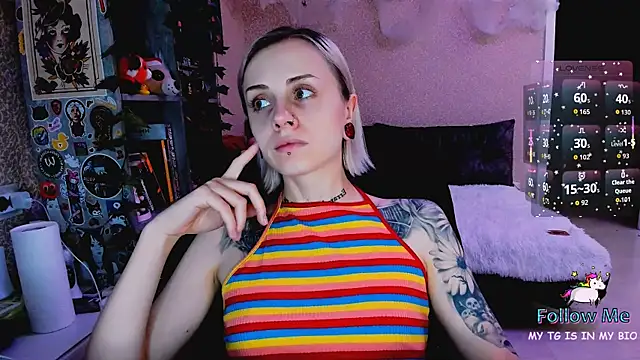 NaniMoore online show from 22, 11, 2025