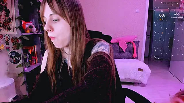 NaniMoore online show from 24, 2, 2025