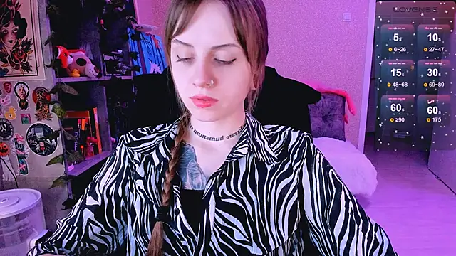 NaniMoore online show from 13, 2, 2025