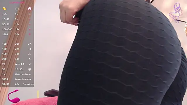 Thayssa ross online show from 21, 11, 2025