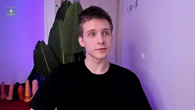 Snapshot of MarkGWalker chatting on 17, 2, 2025 MarkGWalker online show from 17, 2, 2025