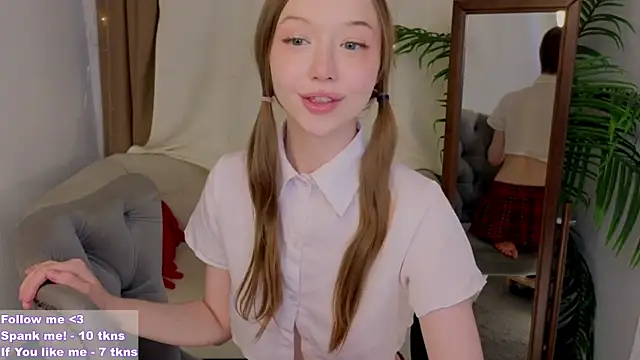 VioletMills online show from 9, 3, 2025