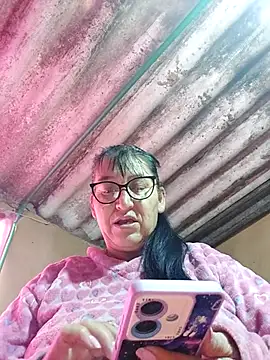 clarita 01 online show from 8, 11, 2025