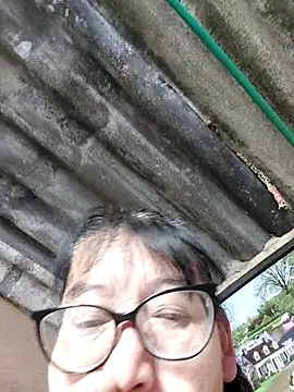 clarita 01 online show from 25, 11, 2025