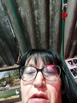 clarita 01 online show from 1, 10, 2025