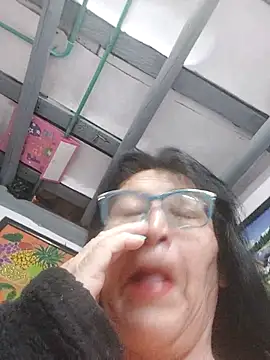 clarita 01 online show from 5, 2, 2026