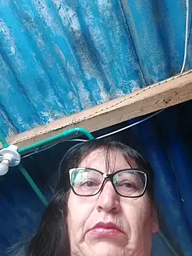 clarita 01 online show from 4, 3, 2026