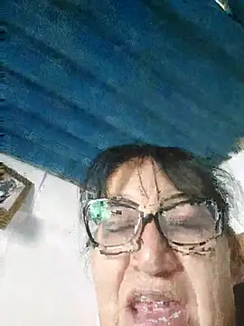 clarita 01 online show from 30, 4, 2026