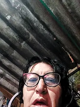 clarita 01 online show from 9, 11, 2025