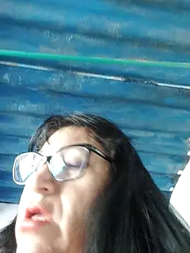 clarita 01 online show from 10, 4, 2026